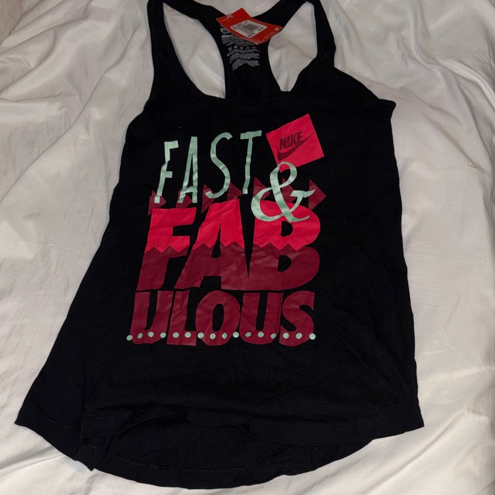 Nike Women's Black Regular Fit Tank Top with Graphic (NWT)